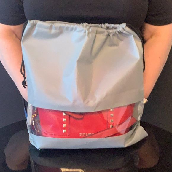 Steve Madden B Tammie Red Bucket Purse with half disc tassel hoop earrings - Picture 3 of 12